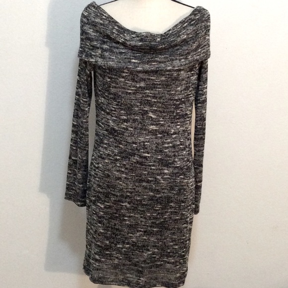 Charming Charlie Black and White Long Sleeve Sweater Dress Size Medium - Picture 1 of 8